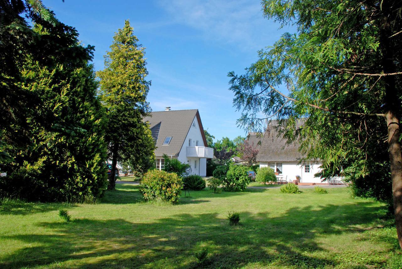 Ferienwohnungen An Der Hagenschen Middelhagen Bagian luar foto