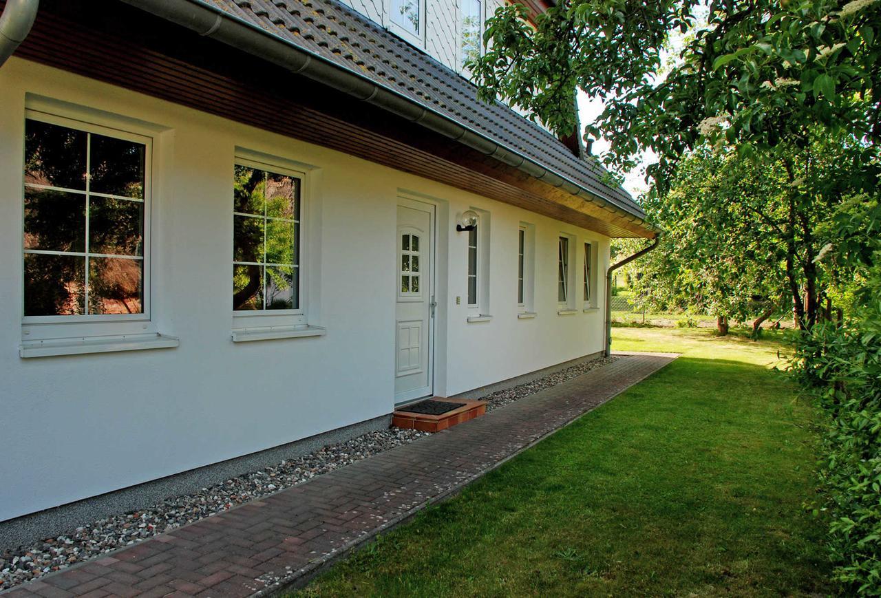 Ferienwohnungen An Der Hagenschen Middelhagen Bagian luar foto