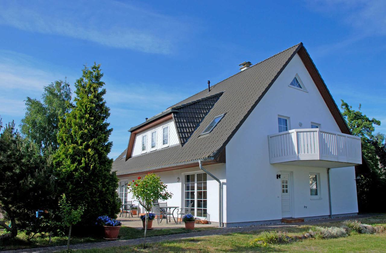 Ferienwohnungen An Der Hagenschen Middelhagen Bagian luar foto